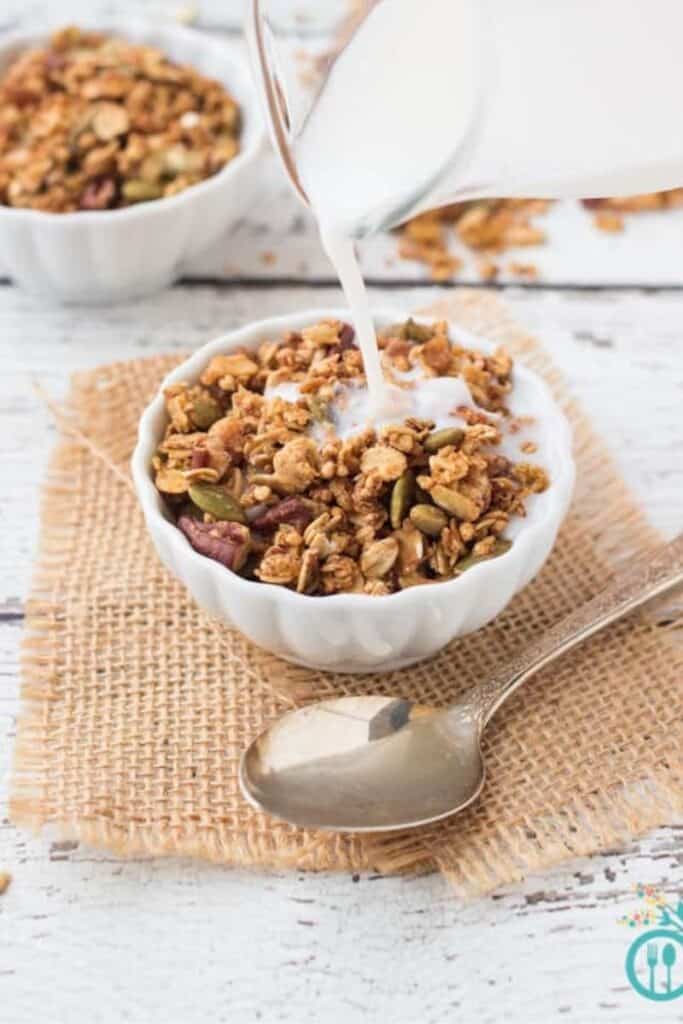 Healthy Pumpkin Quinoa Granola @ Simply Quinoa