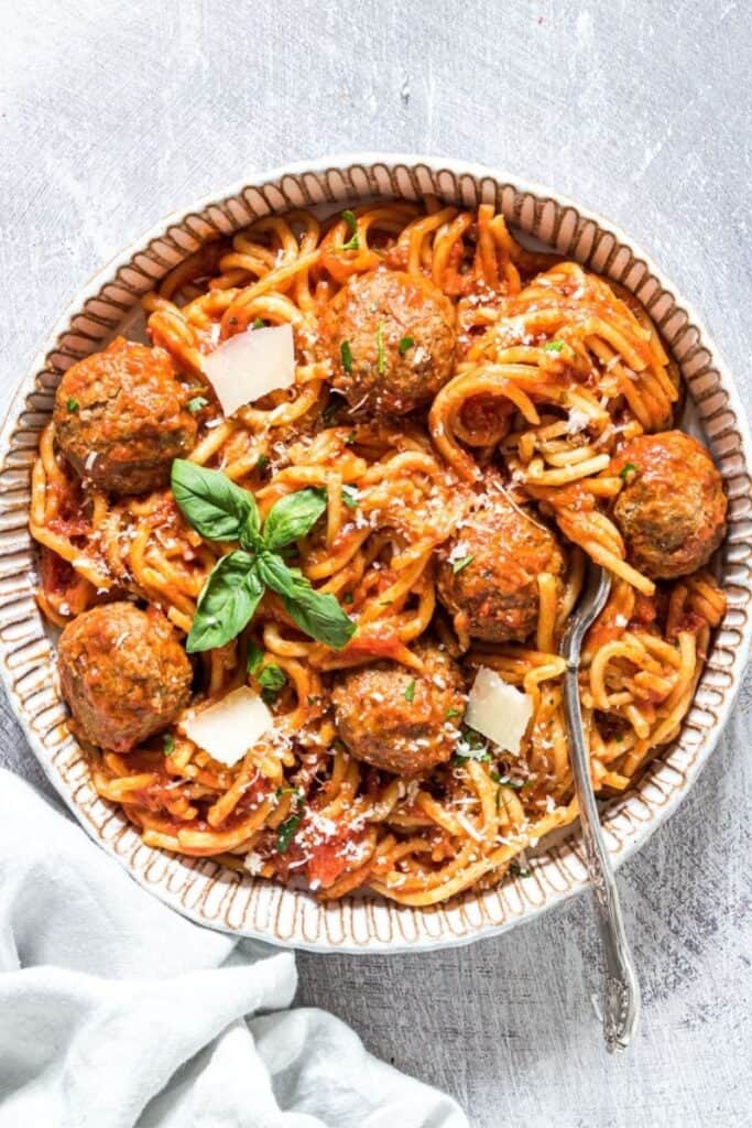 Slow Cooker Spaghetti and Meatballs by Recipes from a pantry