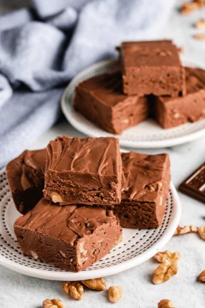 BEST FIVE MINUTE MICROWAVE FUDGE RECIPE by Love Should Cost Less
