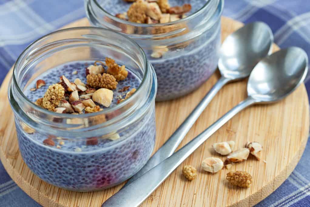 glass jars of chia seed pudding